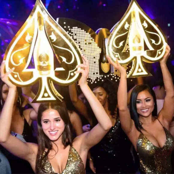 LED BOTTLE PRESENTER SPADE SHAPE - Creativ Party Supplies